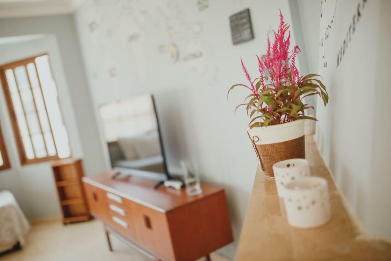 Homelike Guest House Kyrenia  Exterior foto